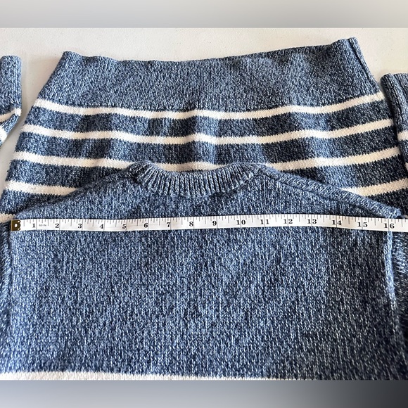 GAP Men’s Breton Blue and White Crewneck Sweater Nautical Stripes size Large - Picture 6 of 13